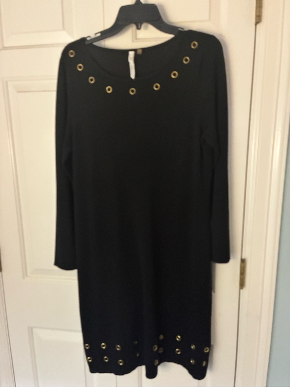 NY Collection Black Long-Sleeve SweaterDress with Gold Grommet Accents Sz M